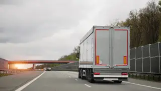 Штрафы за отсутствие сна: в Минтранспорта обратились к водителям