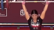 Участница чемпионата мира уронила на себя штангу: жесткое видео
