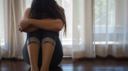 15-летняя казахстанка заявила, что ее насильно выдали замуж