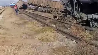 Столкновение тепловоза и локомотива произошло в Казахстане: что говорит КТЖ