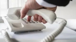 За звонки должникам в выходные коллекторов будут наказывать