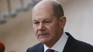 Канцлер Германии объявил о готовности к прямым переговорам с Путиным по Украине