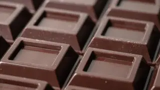 Популярный дубайский шоколад “продавали“ мошенники в Астане