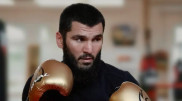 Реванш откладывается? Бетербиеву назначили нового соперника