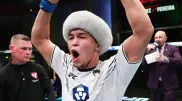 Казахстанец Асу Алмабаев одержал четвертую подряд победу в UFC