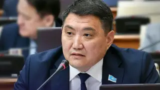 “Кто первый встал, того и тапочки“. Депутат о новых поправках в сфере недропользования