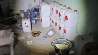 “Задержаны с поличным“. КНБ ликвидировал подпольную лабораторию