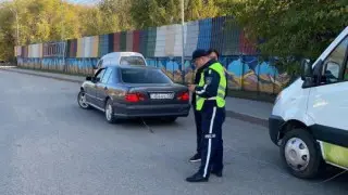 У алматинских водителей начали изымать госномера за токсичные выхлопные газы