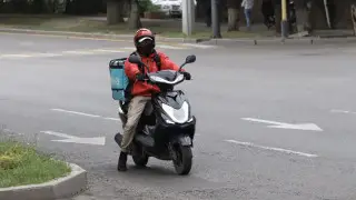 Когда мопедистам начнут выдавать права в Казахстане, ответили в МВД