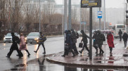 Дождь, снег, туман. Штормовые предупреждения объявили в ряде областей Казахстана
