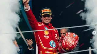 На чем ездят чемпионы “Формулы-1“: автопарк Карлоса Сайнса