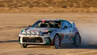 Toyota рассекретила новый раллийный спорткар