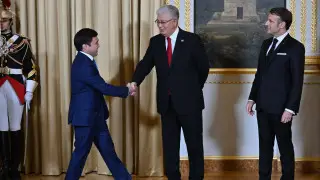 Казахстанские чемпионы Олимпиады встретились с президентом Франции