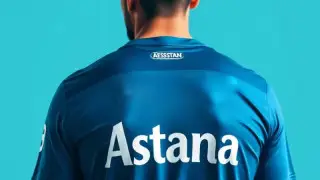 “Флаг Казахстана не поднимают“: в Мажилисе раскритиковали финансирование легионеров