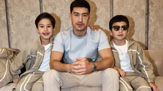 “Финансовый абьюз“: жена Бивола о ссоре боксера с сыном из-за 5 тысяч тенге