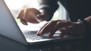 Жители Кыргызстана столкнулись с перебоями в работе интернета