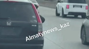 Кортеж устроил “шоу“ на трассе Алматы - Конаев: водителей наказали