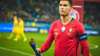 Супергол Криштиану Роналду за сборную Португалии отметили в УЕФА