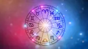 Гороскоп на сегодня: кому быть аккуратнее с начальством, а кто получит ответ