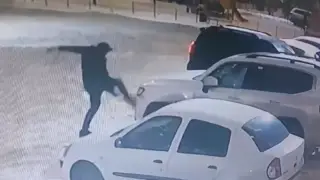 Громивших чужое имущество вандалов поймали в Астане