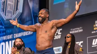 Джон Джонс назвал величайшего бойца в истории смешанных единоборств