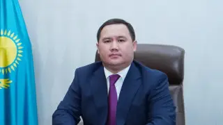 “Не за то, что он родственник“. О назначении акима Туркестана спросили Дархана Сатыбалды