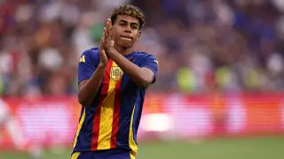 17-летний вундеркинд “Барселоны“ обошел Криштиану Роналду