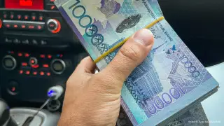 Видео разговора “полицейских и прокурора“ в машине попало в сеть спустя 10 лет