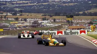 Один из болидов Шумахера уйдет с молотка