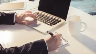 Кардиолог назвал идеальный рабочий график, способный продлить жизнь