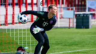 38-летний Мануэль Нойер получил первую красную карточку в карьере