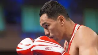 Нокаутом закончился бой казахстанца за медаль чемпионата Азии