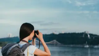 Посетившая 94 страны туристка дала советы, как сэкономить на путешествиях