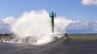 Сильное землетрясение произошло в США: объявлена угроза цунами