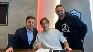 22-летний футболист принял решение после остановки сердца