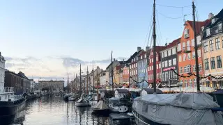 “Тренируйте ноги, готовьтесь к расходам“: казахстанцы посетили рождественскую ярмарку в Копенгагене