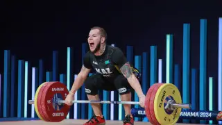Казахстанский штангист выиграл медаль чемпионата мира после дисквалификации