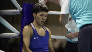 Чемпион мира из Казахстана завоевал медаль в кровавом финале