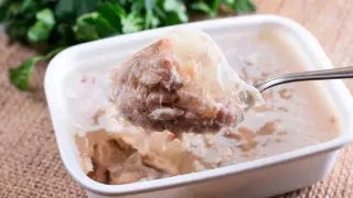 Врач назвал помогающее сохранять молодость новогоднее блюдо