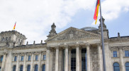 Немецкий парламент выразил вотум недоверия правительству Шольца