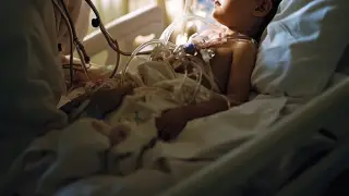 Трагедия на кухне - врачи борются за жизнь 3-летнего ребенка в Петропавловске