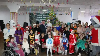 “Елка Добра“: как в Аршалы поздравили детей с особыми потребностями