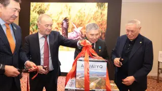 В Астане представили уникальный фотоальбом о реке Жайык