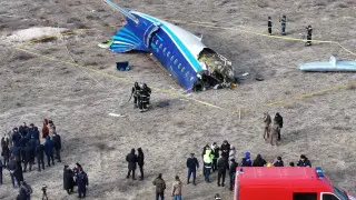 Крушение самолета Azerbaijan Airlines близ Актау: online-трансляция