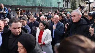 Саломе Зурабишвили покинула дворец президента Грузии