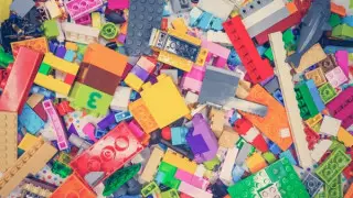 Конструкция из Lego рухнула на людей во время новогоднего празднования в США