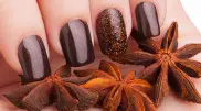 “Продуктовый макияж“: зумеры превратили корицу в новый бьюти-тренд