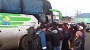 Казахстанке сломали руку в давке при посадке в автобус