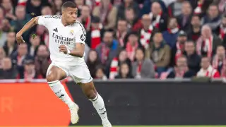 17-летний вундеркинд “Барсы” украл празднование у Мбаппе