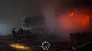 Торговый бутик в многоквартирном доме горит в Петропавловске